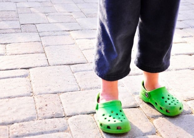 27 Tall People Problems Only Tall People Have - New pants are always too short.