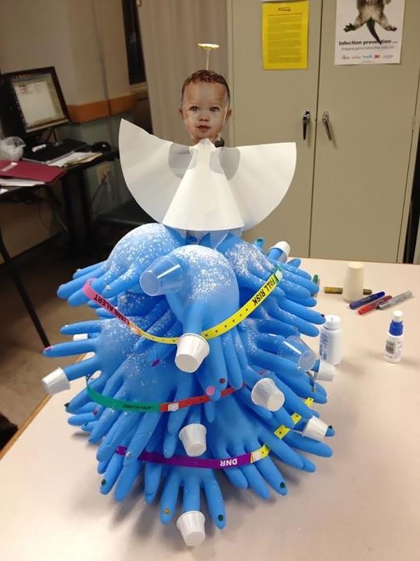 I Work At A Hospital, Merry Christmas From Us Nurses!