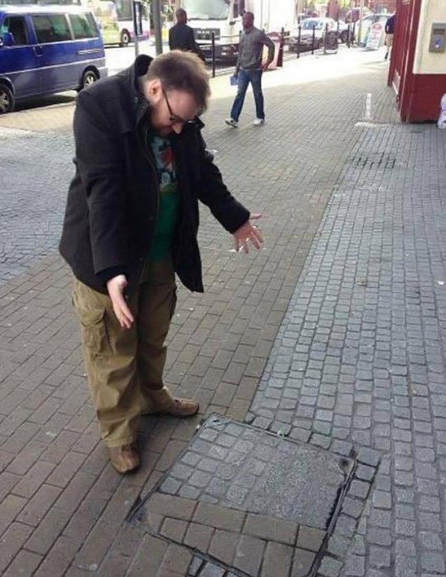20 Hilarious Situations When People Had One Job and Failed Miserably