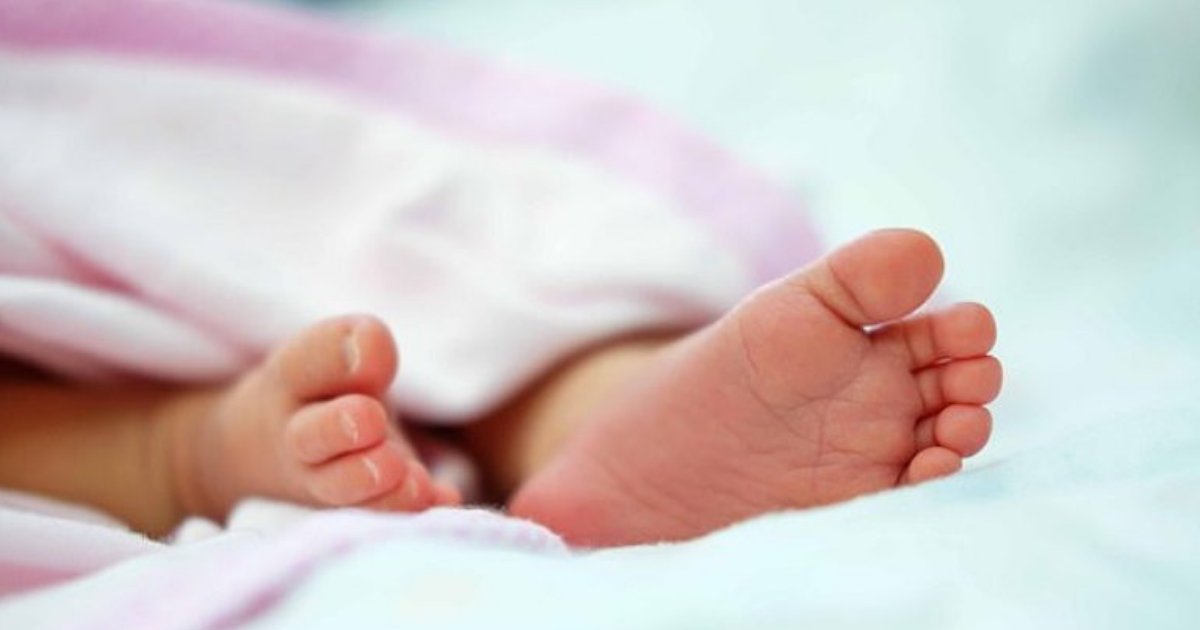 baby3.png?resize=1200,630 - Un infirmier a accidentellement décapité un bébé lors d'une naissance difficile dans un hôpital