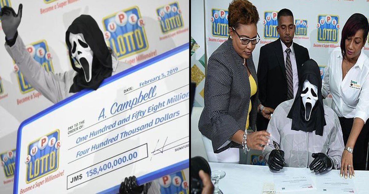 untitled 1 19.jpg?resize=1200,630 - Un gagnant de la loterie porte un masque Scream pour collecter le prix de la loterie jamaïcaine d'un million de livres sterling, afin de ne pas avoir à partager l'argent avec des amis et des proches