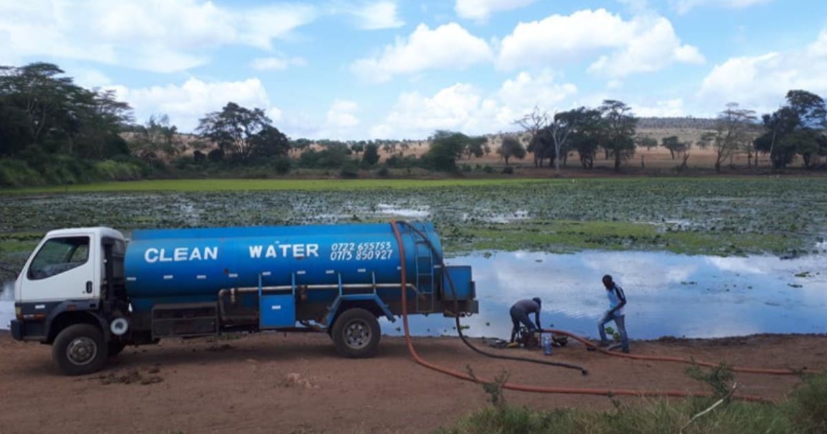 featured image 6.png?resize=412,232 - Kenyan Man Delivers Thousands Of Liters Of Water To Thirsty Animals Struck By Drought