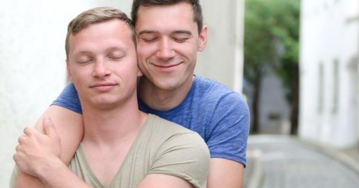 featured image 62.png?resize=412,275 - Pennsylvania's 'Men's Only Cuddling Group' Aims To Address Toxic Masculinity