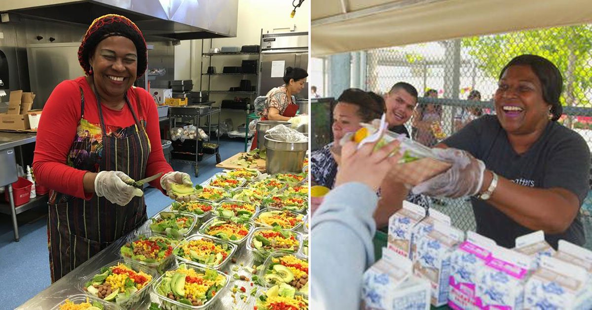 woman feeds homeless.jpg?resize=1200,630 - Woman - Who Feeds Homeless From Her Own Pocket - Received A Generous Gift From Steve Harvey