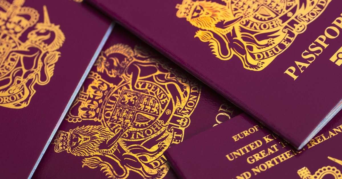 z.jpg?resize=412,275 - Brexit: 3.5 Million UK Travelers Told To Renew Their Passports