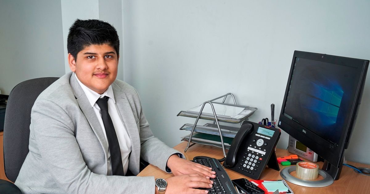 a 24.jpg?resize=1200,630 - Meet UK's 'Youngest Accountant' Who Started His Own Business At The Age Of 12