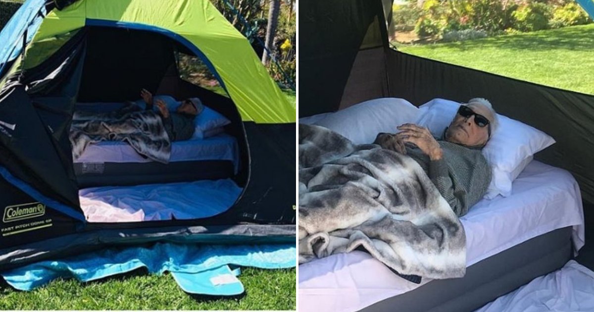 kirk5.png?resize=412,275 - Kirk Douglas Enjoys Great Time Outdoors Inside Tent: 'Going Camping At 102!'
