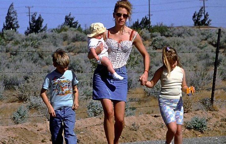 Moms Need to Take a Break From Their Kids at Least Once a Year, and Hereâs Why
