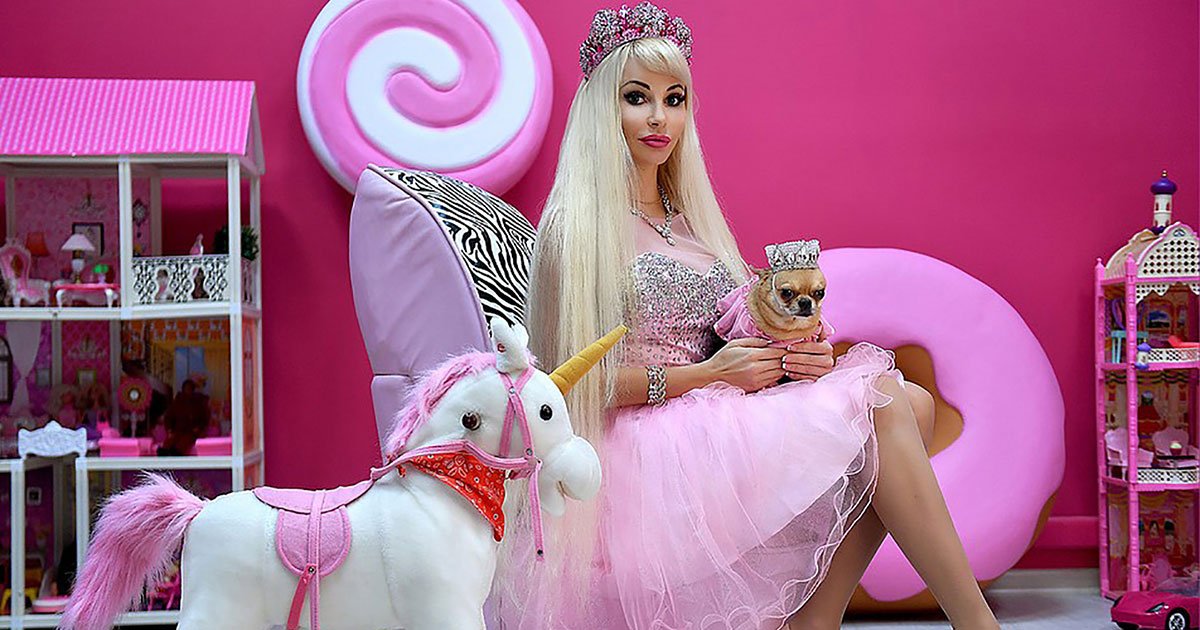 russian real life barbie with no friends complains people are not interested in her inner world.jpg?resize=1200,630 - A Real-Life Human Barbie Revealed She Is Lonely And Has No Friends