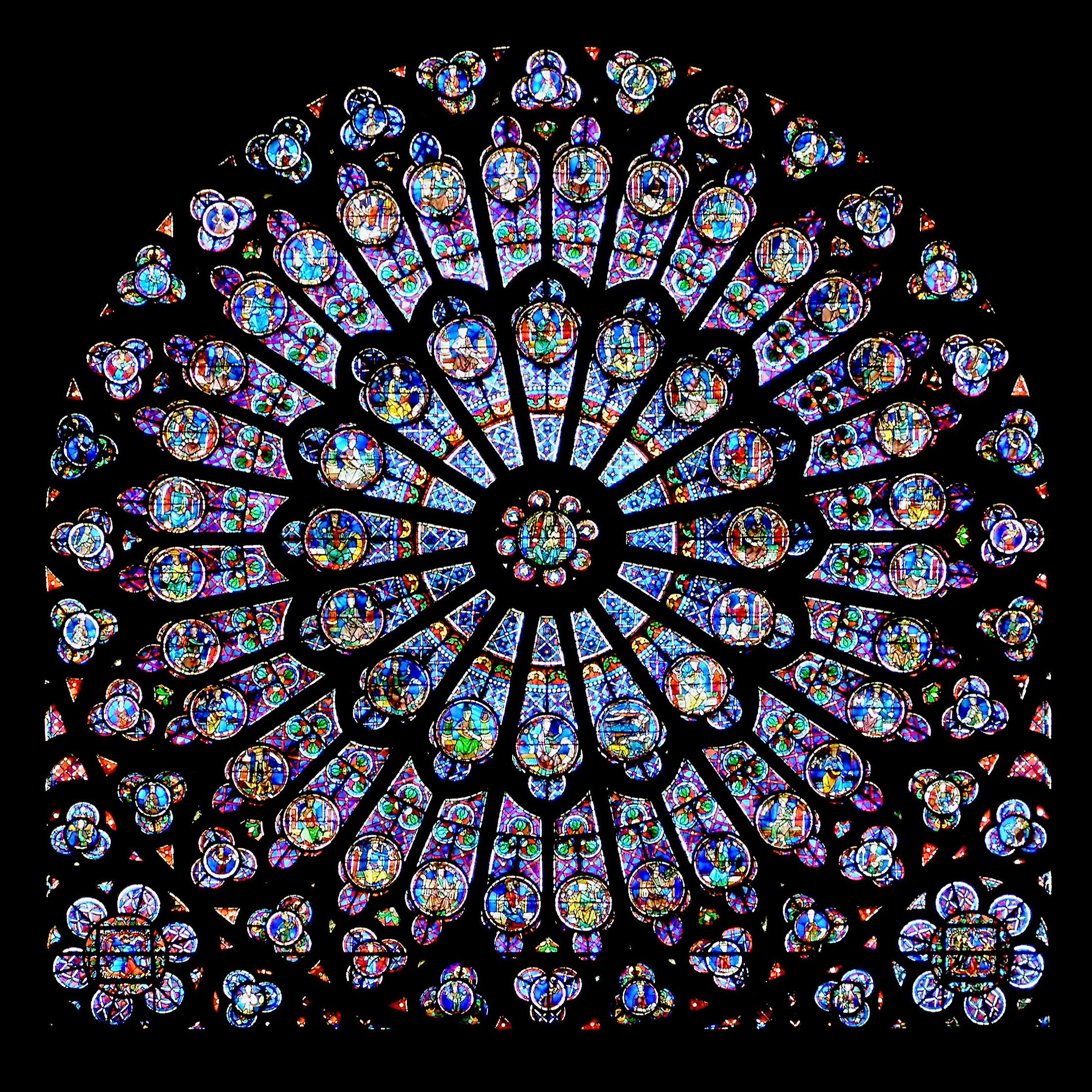 wikipedia krzysztof mizera.jpg?resize=1200,630 - Les vitraux et l'orgue de Notre Dame de Paris épargnés par les flammes