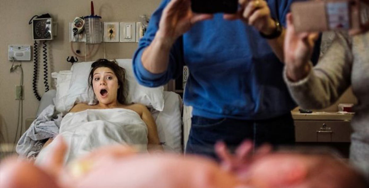 awkward preg situations.jpeg?resize=412,275 - 15+ Awkward Pregnancy Situations That Doctors Don't Warn You About