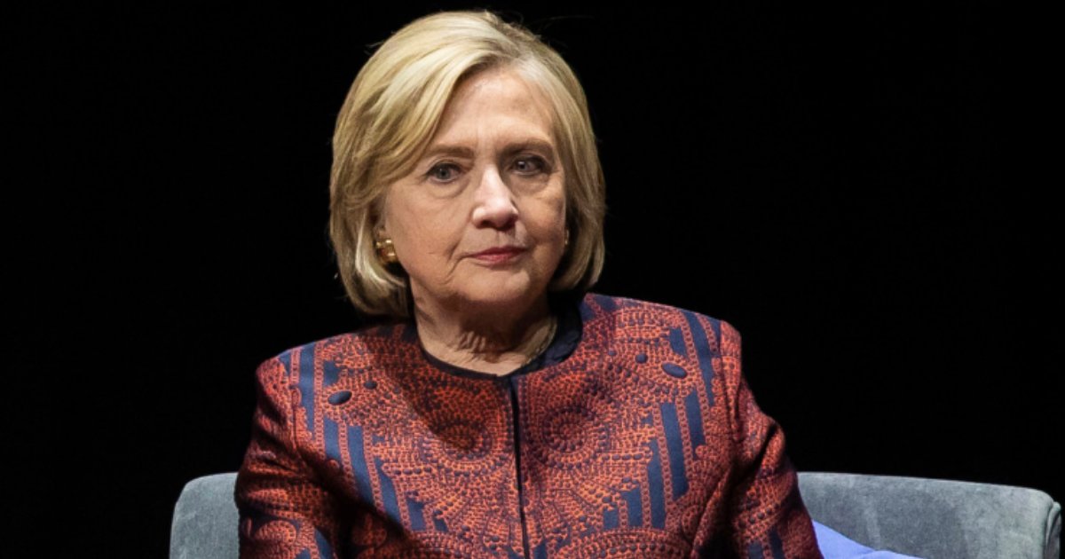 d2 20.png?resize=412,232 - Hillary Clinton réapparaît : elle revient à la politique, critique le scrabble et le sexisme