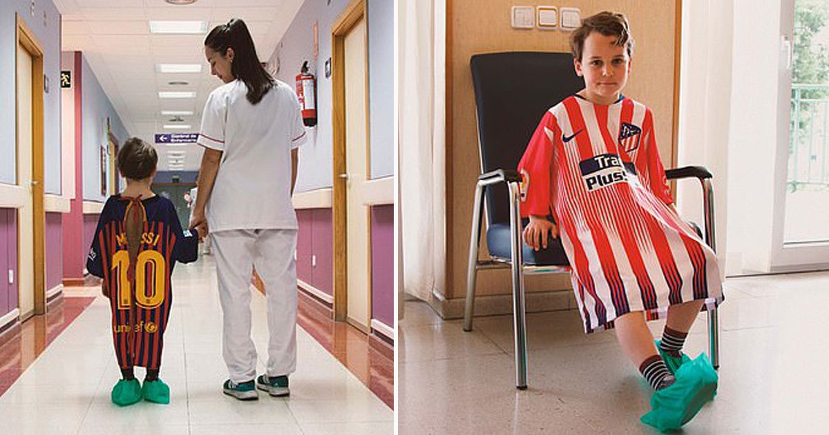 football shirts hospital gowns.jpg?resize=1200,630 - Un magazine de football espagnol transforme de vieux maillots de football en jaquettes d'hôpital pour enfants afin de les aider à récupérer plus rapidement