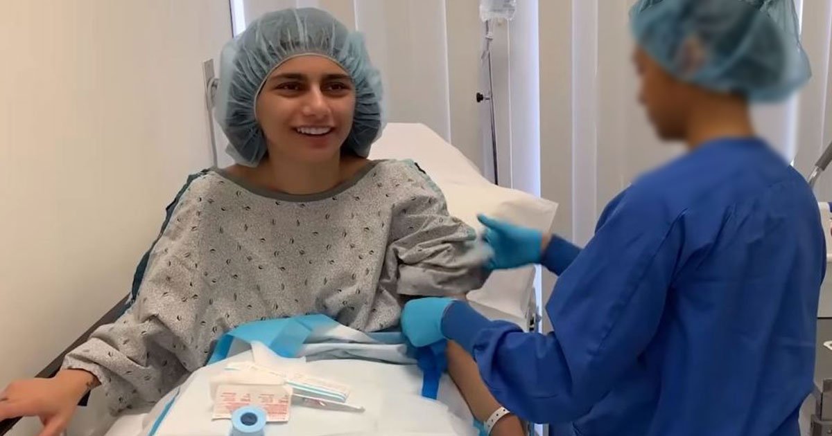 mia khalifa surgery video.jpg?resize=412,275 - Mia Khalifa Shared A Video From Her Breast Surgery After She Was Hit By An Ice Hockey Puck Last Year