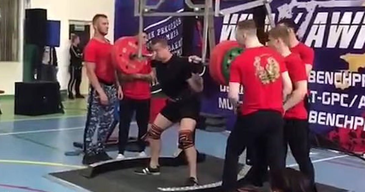weightlifeter leg breaks.jpg?resize=412,232 - Weightlifter Broke His Leg While Attempting To Squat 250kg During A Competition