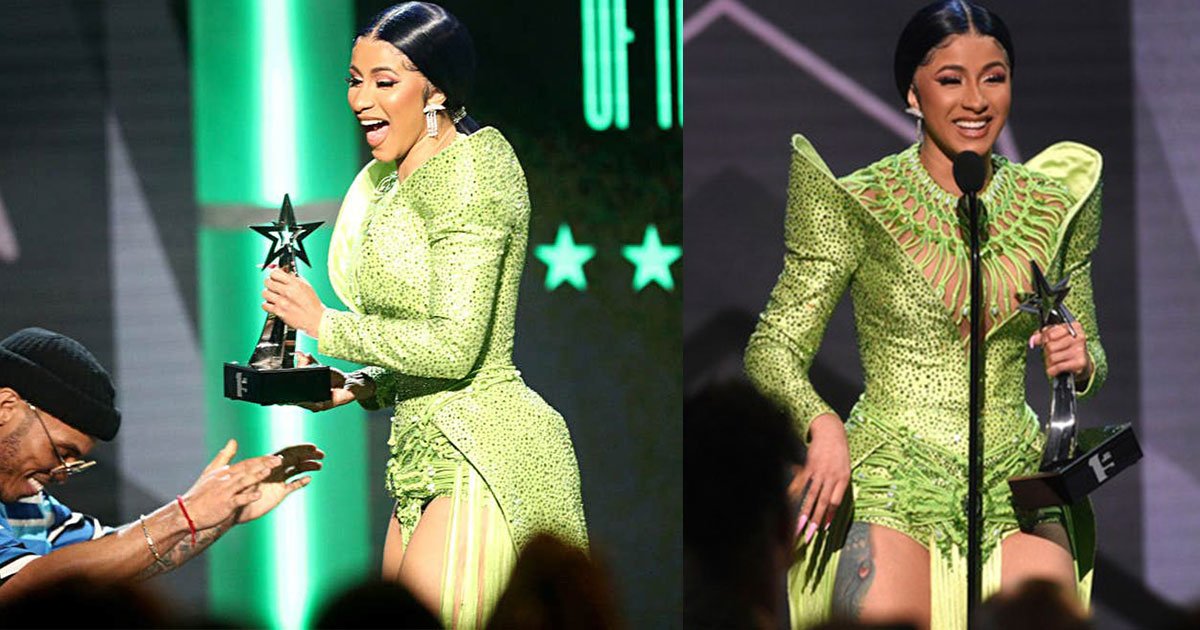 cardi b became first female rapper to ever win album of the year.jpg?resize=412,275 - Cardi B Became The First Female Rapper To Win The Album Of The Year