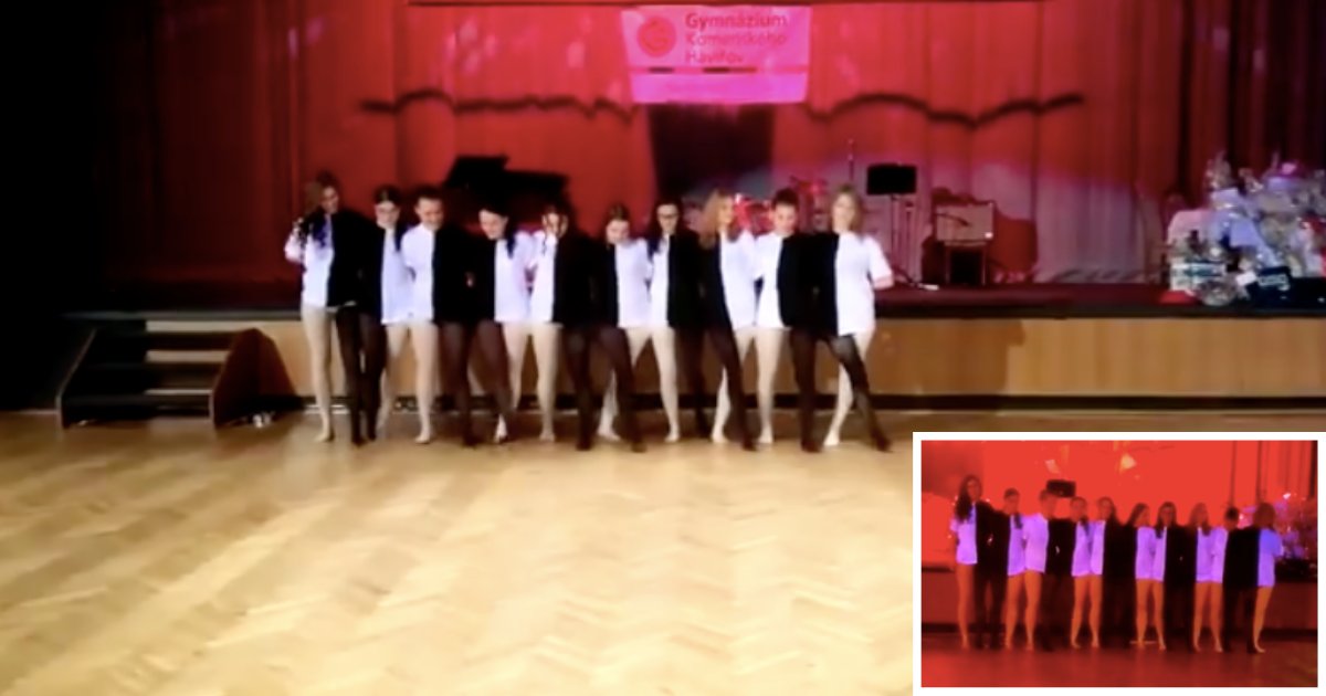 d4 11.png?resize=412,275 - Group Of Dancing Students Came Up With Optical Illusion Performance