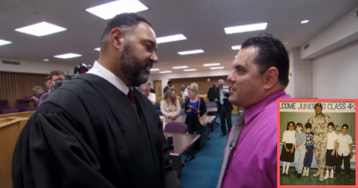 d4 8.png?resize=412,275 - Green Beret Sentenced to a Night in Jail and That's When a Security Camera Caught Judge Going into the Cell
