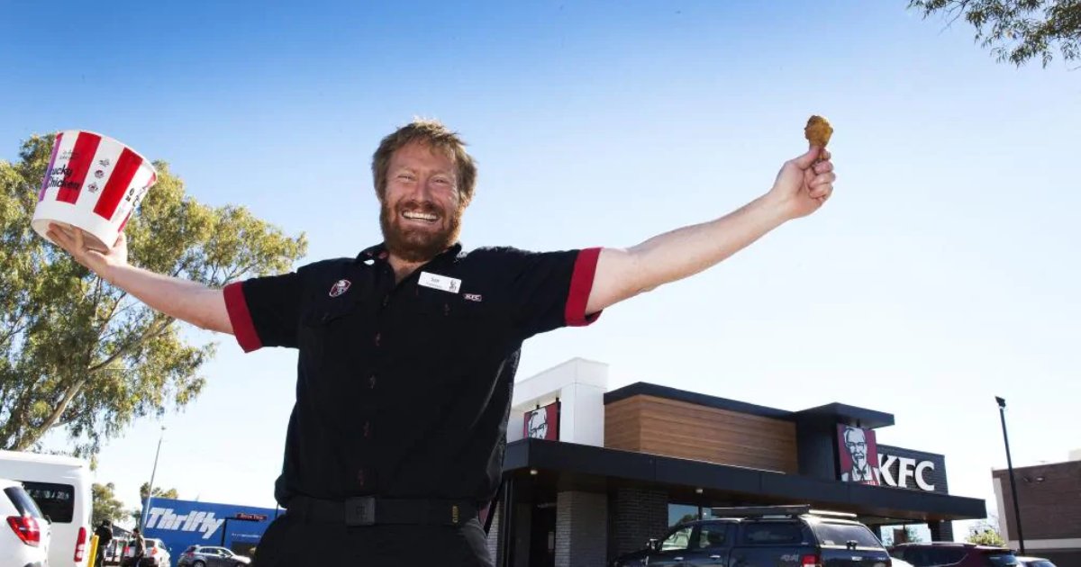 featured image 66.png?resize=1200,630 - Cet Australien fait campagne pour que son restaurant KFC obtienne une étoile au Guide Michelin