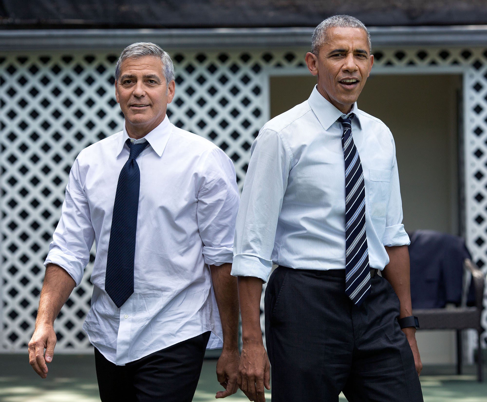 obama et clooney.jpg?resize=1200,630 - Promenade sur l'eau pour Barack Obama et George Clooney