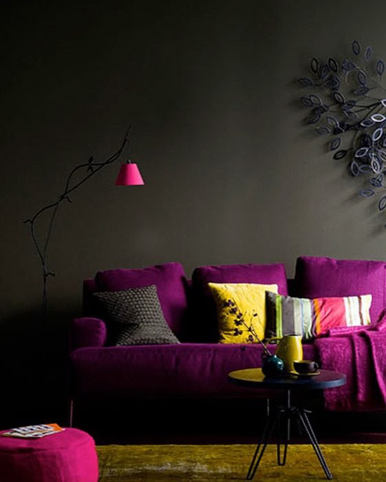sofá violeta 