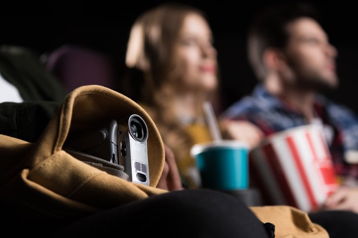 10 Secretos de las salas de cine que conocen sus empleados, pero no el público