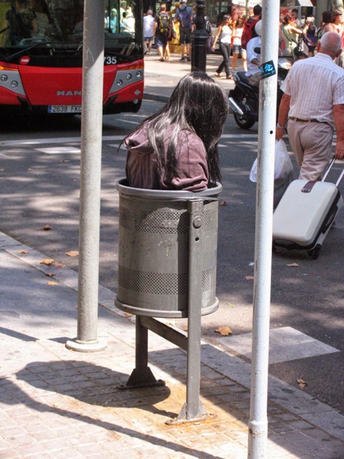 Mannequins-City-Street-Art-Installation-Trolling-Sculptor-Artist-Mark-Jenkins