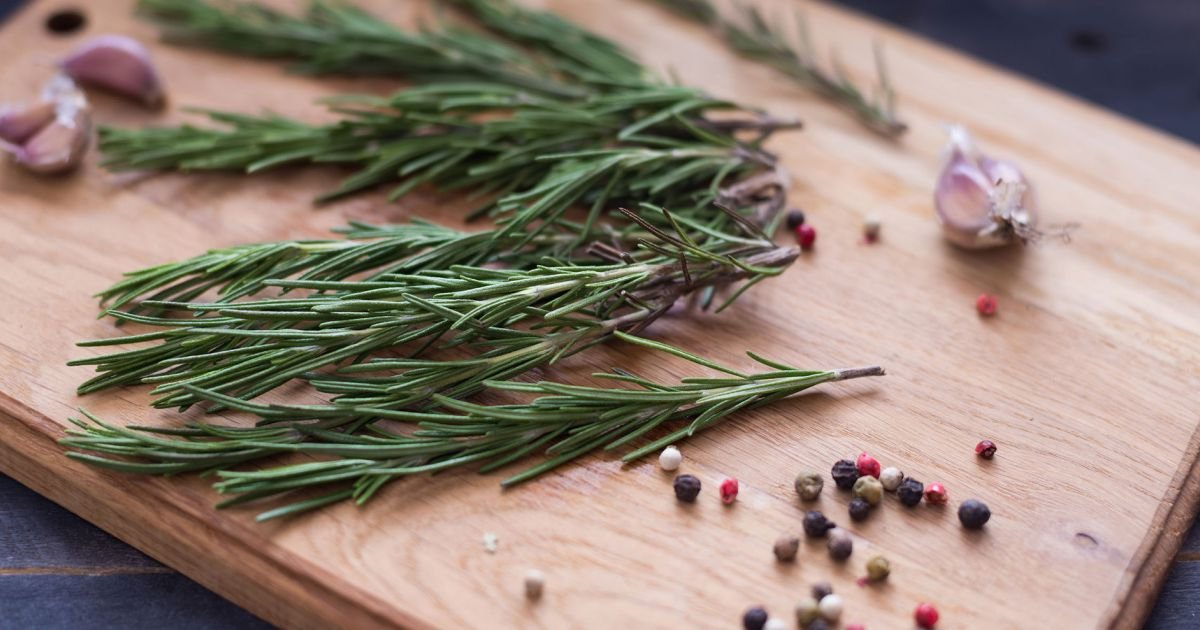 a 5.jpg?resize=412,275 - 7 Impressive Health Benefits Of Rosemary