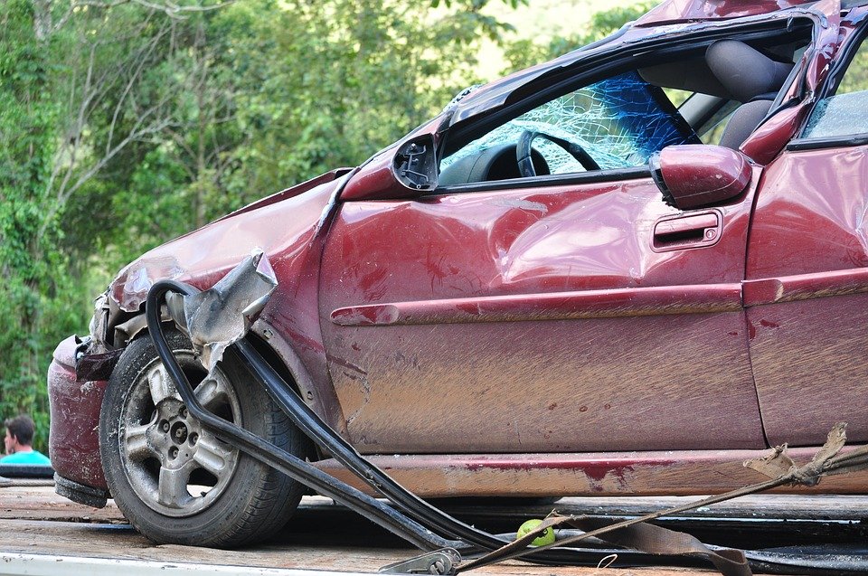 accident 2.jpg?resize=1200,630 - Deux morts et deux blessés graves lors d'une collision sur l'autoroute A11