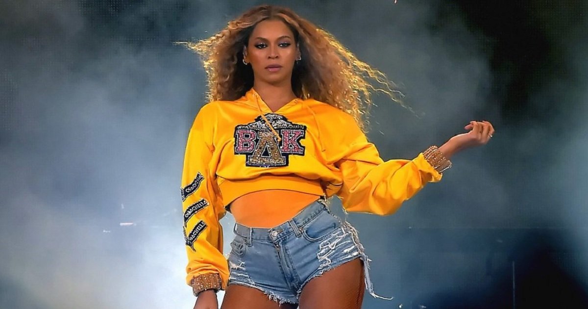 b4 3.jpg?resize=412,275 - Beyoncé Explained How A Plant-Based Diet Got Her Fit And Ready For Coachella