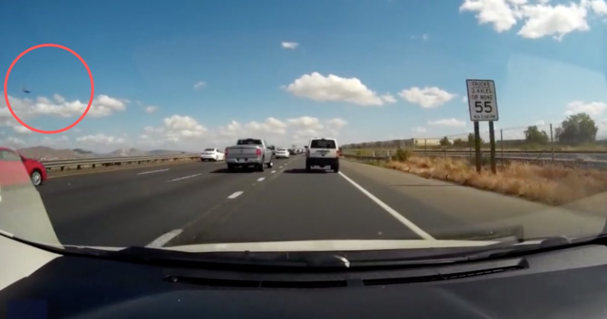 A Dash Cam Captures Footage Just Before The Plane Crash, Pilot Ejects ...