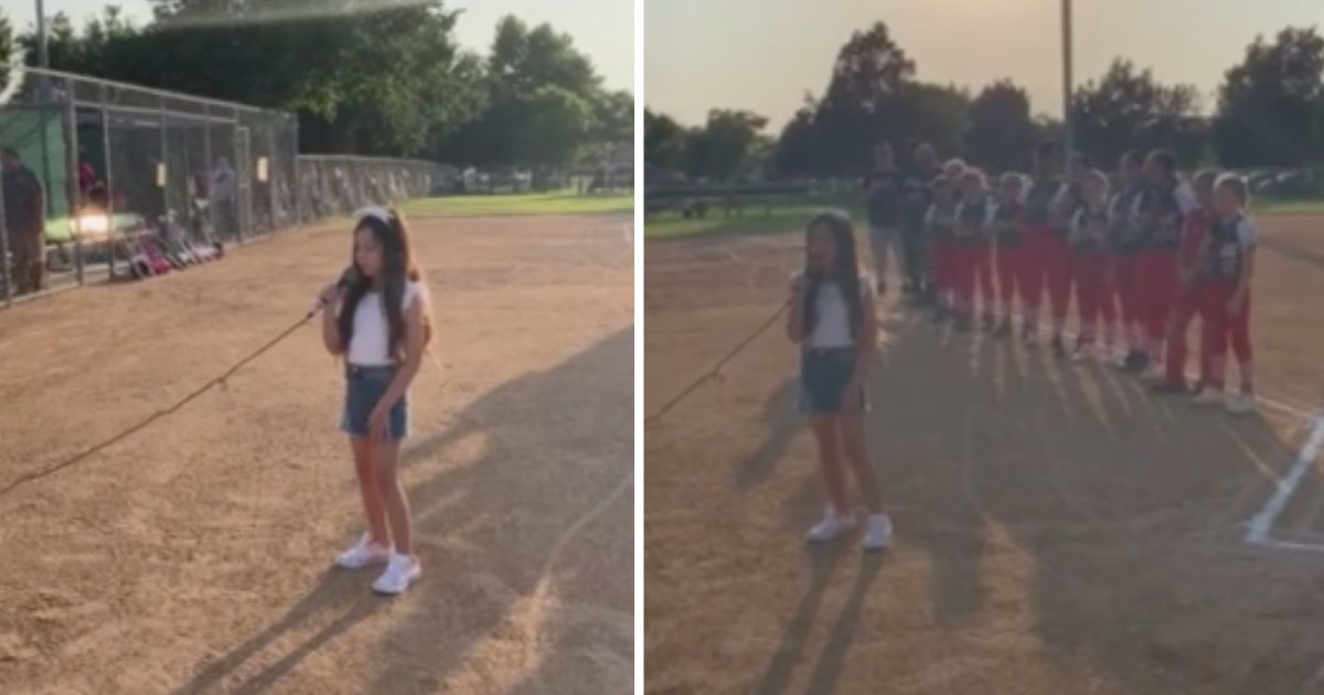 d4 19.png?resize=412,275 - The Crowd Is Impressed By The Way This Young Girl Sang The National Anthem