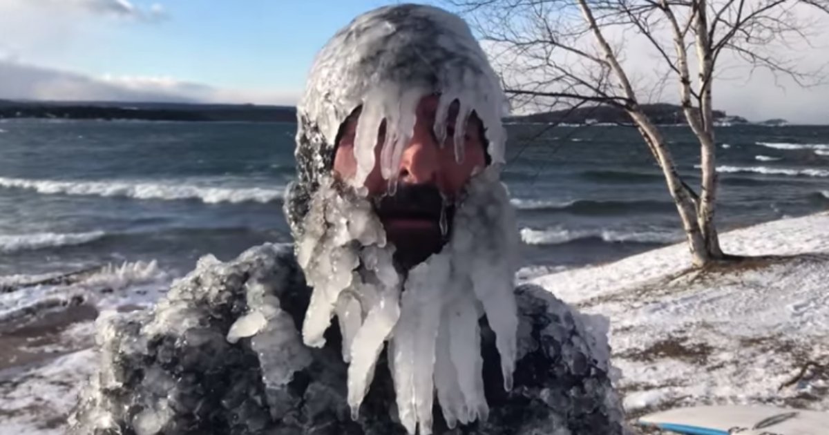 d6 7.png?resize=412,275 - Ice Man Surfer Does Not Let Frigid Temperatures Stop Him