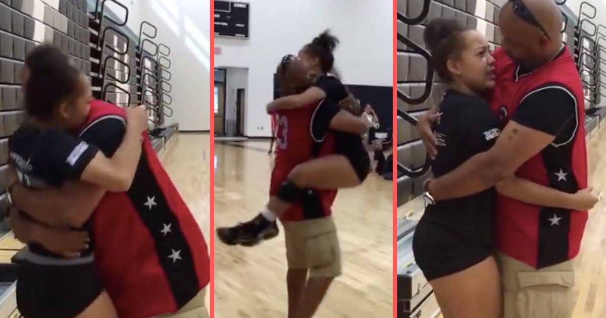 d6 9.png?resize=412,275 - Dad Surprises His Daughter At School Coming Back Home After 16 Months