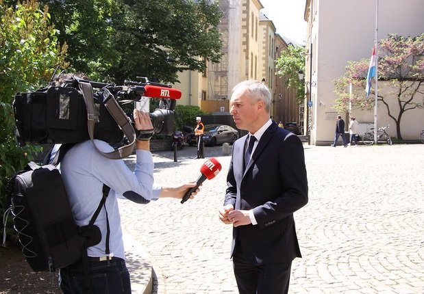 fdr.jpg?resize=1200,630 - Malgré les scandales, le gouvernement maintient François de Rugy en fonction...