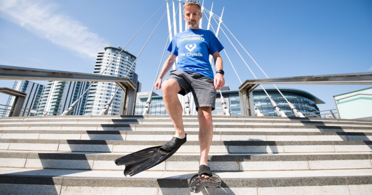 featured image 90.png?resize=412,275 - A Dad Dubbed 'World's Only Flipper Walker' Walks Over 30 Miles In Flippers