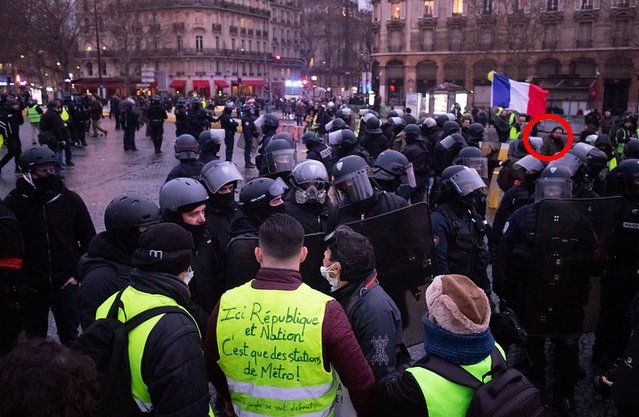 gilets jaunes.jpg?resize=412,275 - Geneviève Legay, militante des "gilets jaunes", est au cœur d'un scandale