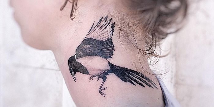 neck tattoo designs 73 5cf7906b7e8fd  700 e1564040211181.jpg?fit=699%2C349&ssl=1&strip=all - 30 Delicate And Beautiful Neck Tattoos That Will Highlight This Summer
