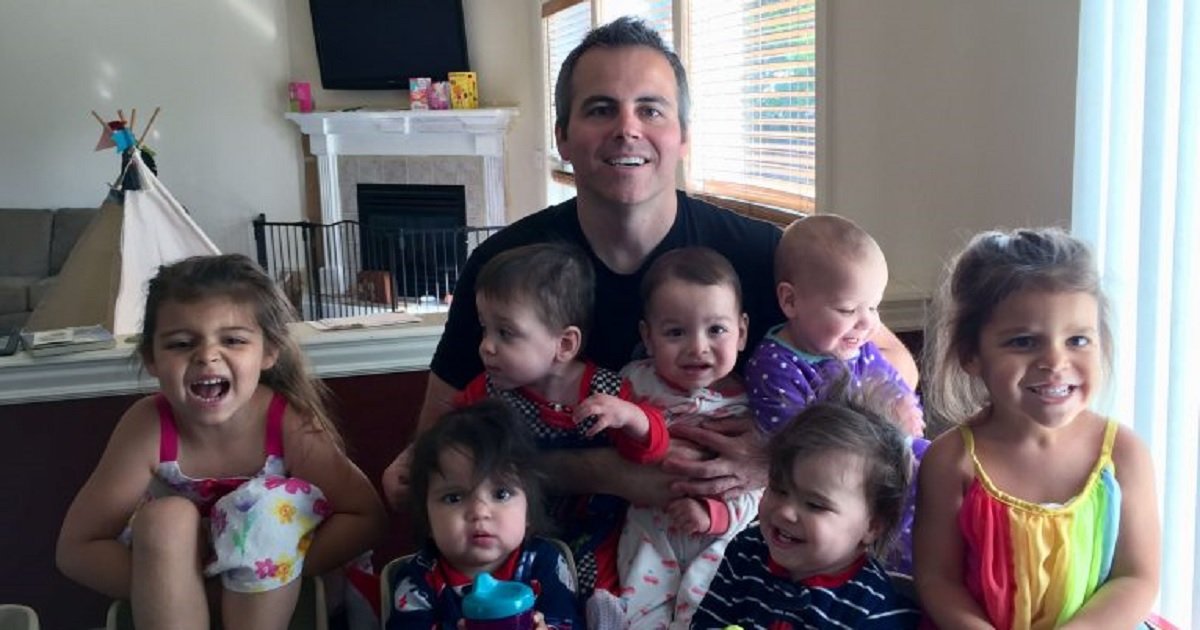 q4.jpg?resize=1200,630 - A Dad Shared His Parental "Survival Guide" On How To Bring Up Quintuplets Without Losing Your Mind