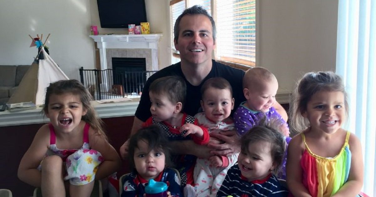 q4.jpg?resize=412,275 - A Dad Shared His Parental "Survival Guide" On How To Bring Up Quintuplets Without Losing Your Mind