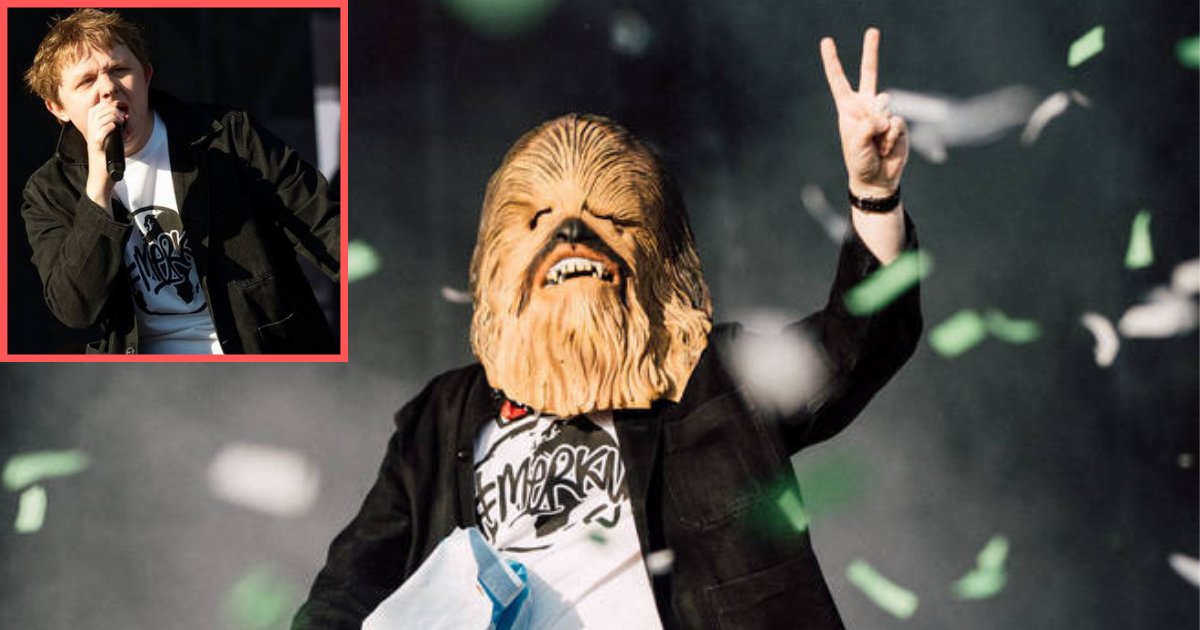 s3 10.png?resize=1200,630 - Lewis Capaldi Won Over Noel Gallagher Again In the Feud by Wearing Chewbacca Mask On Stage