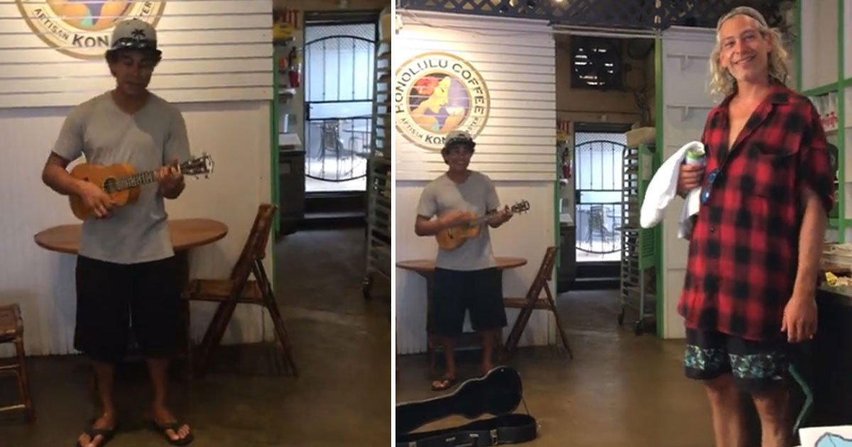 singers.jpg?resize=412,275 - Coffee Shop Musician Sang A Duet With A Stranger Without Realizing He Was The Original Artist Of The Song