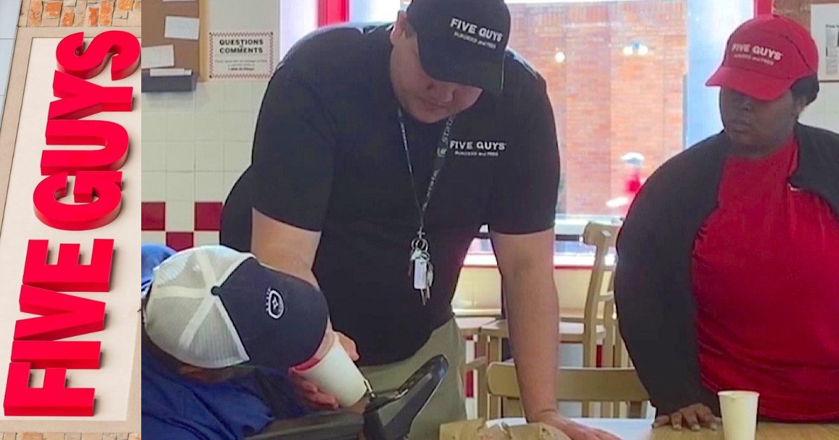 y6 12.png?resize=1200,630 - Manager of Five Guys' Seen Helping A Customer In A Wheelchair