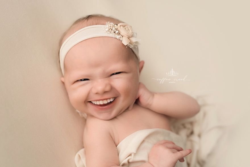 Baby-Portraits-Teeth-Added-Coffee-Creek-Studio-Amy-Haehl