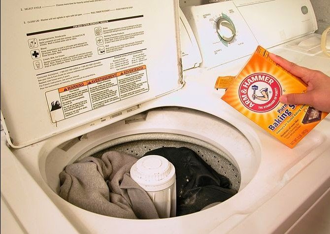 Añadiendo bicarbonato de sodio a tu lavadora 