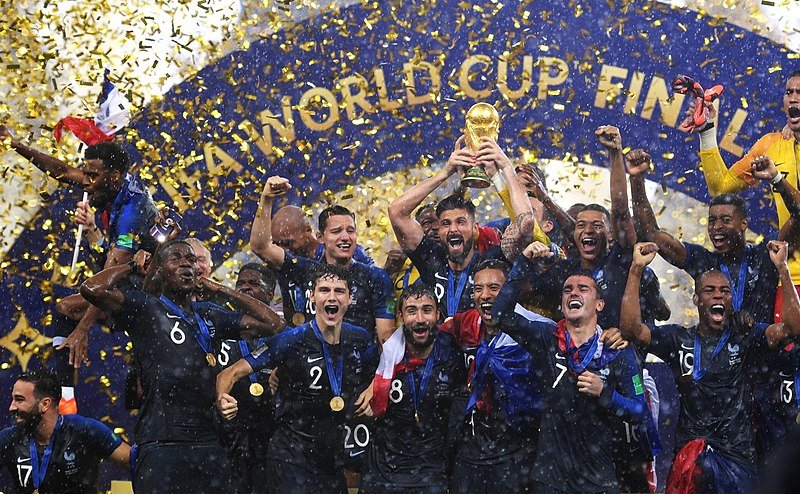 800px france champion of the football world cup russia 2018.jpg?resize=1200,630 - Emmanuel Macron salue le fait que "la France a une part d'Afrique en elle"
