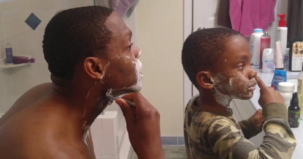d 5 2.png?resize=412,275 - When The Son Doesn’t Budge, The Dad Decides to Give Him a Comb Instead of Razor