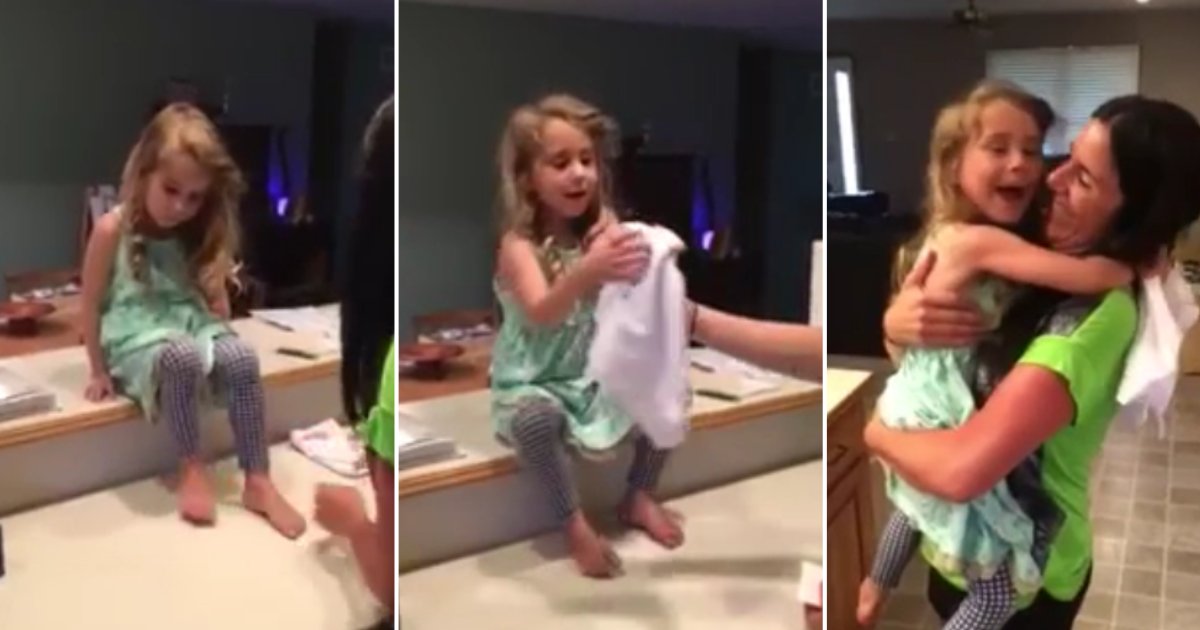d5 6.png?resize=412,275 - This Little Girl's Reaction After Discovering That She Is Going to be An Older Sister Is Adorable