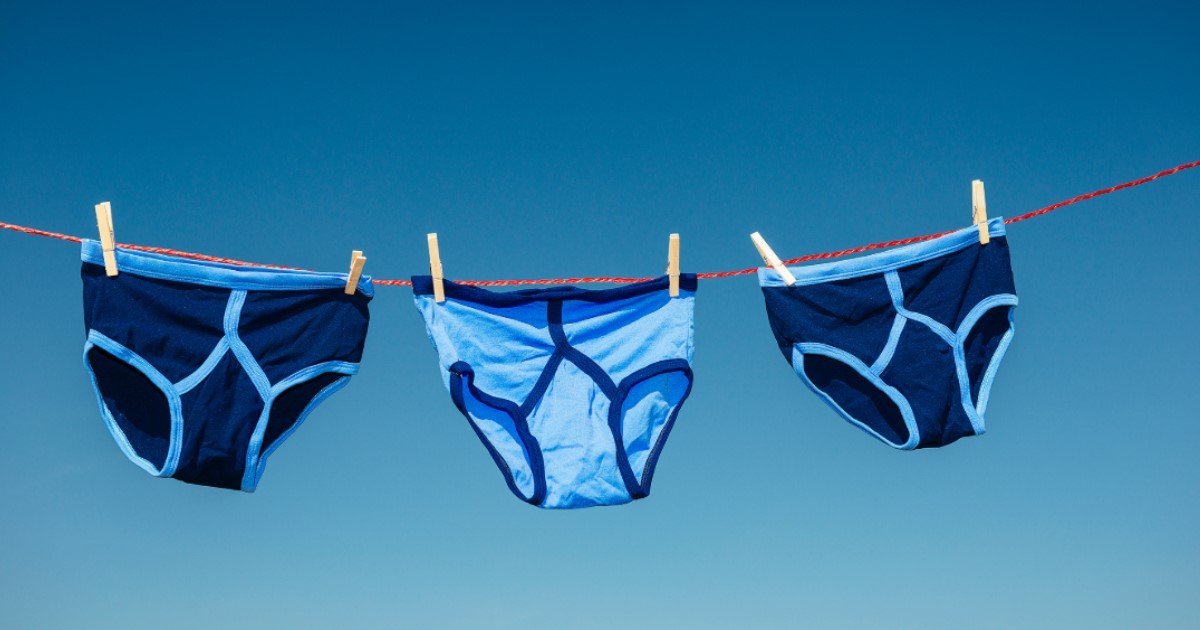 featured image 36.jpg?resize=412,275 - Almost Half Of Americans Don't Change Their Underwear Every Day, A Survey Found