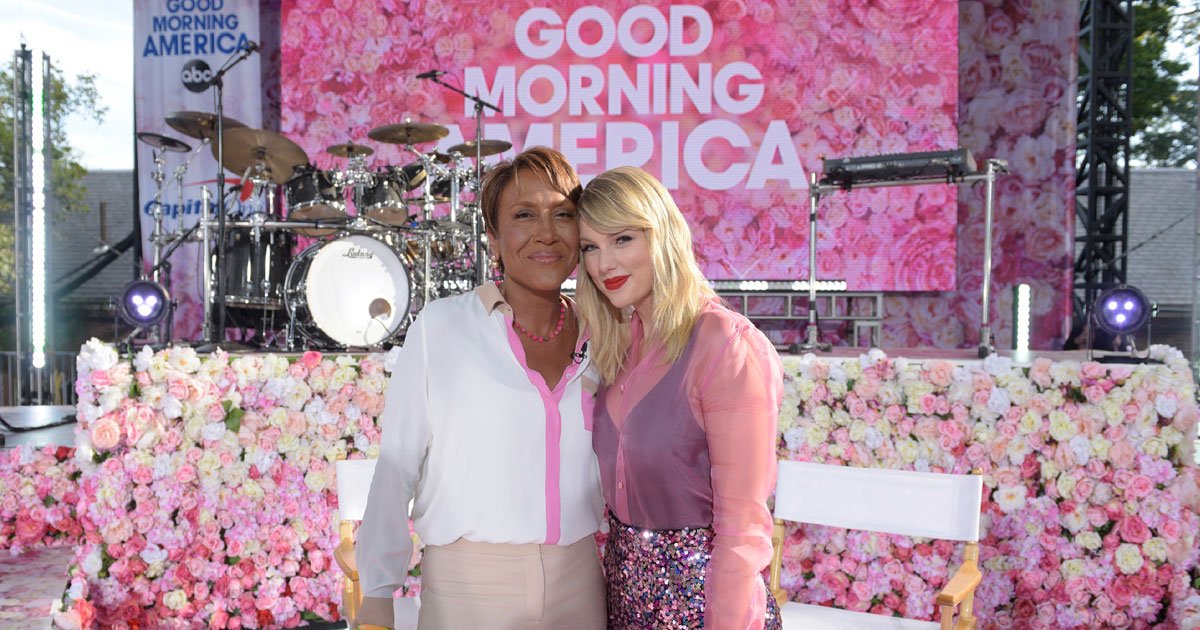 untitled 1 97.jpg?resize=412,275 - Taylor Swift's Dad Hand-Delivered Pizza To Fans Who Waited Overnight For Her Performance